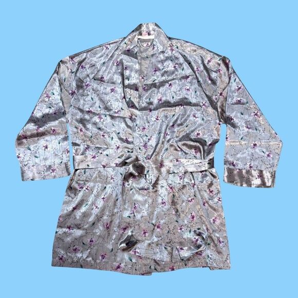 Victoria's Secret Other - Victorias Secret Floral Satin Robe Waist Tie 3/4 Sleeves One Size Silver Purple